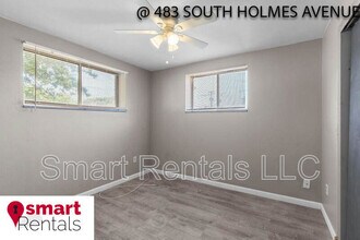 483 S Holmes Ave in Kirkwood, MO - Building Photo - Building Photo