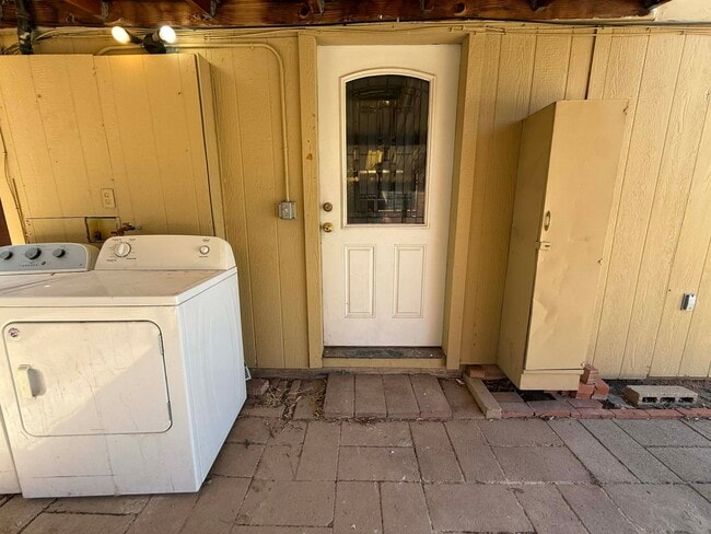 1137 E Adelaide Dr in Tucson, AZ - Building Photo - Building Photo