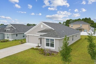 12543 Pine Bluff St in Spring Hill, FL - Building Photo - Building Photo