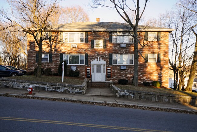 131 Berkeley St in Lawrence, MA - Foto de edificio - Building Photo