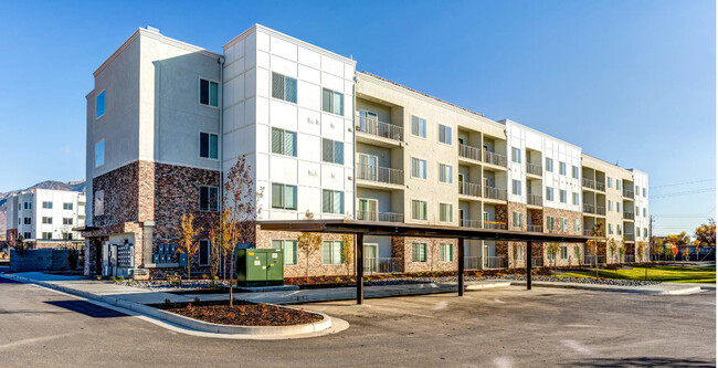 Wall and 17th Apartments in Ogden, UT - Building Photo - Building Photo