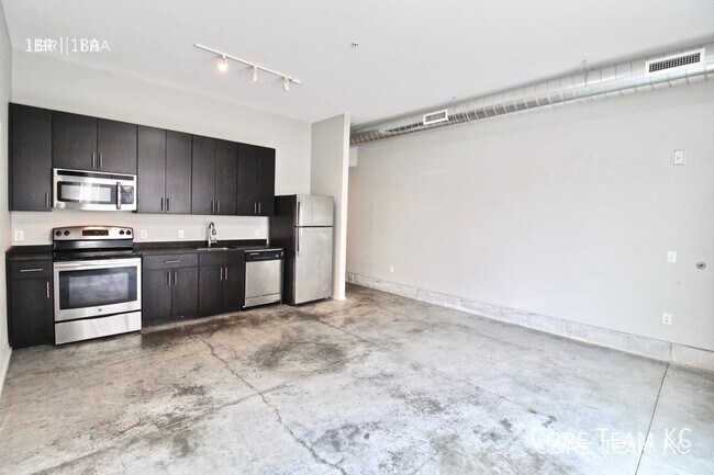 2903 Gillham Rd in Kansas City, MO - Building Photo - Building Photo