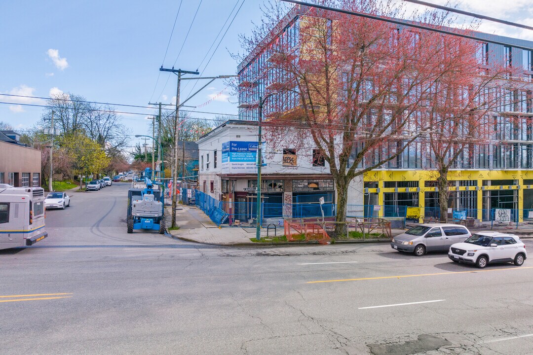 Faber Block in Vancouver, BC - Building Photo
