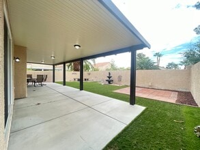 1692 Long Horizon Ln in Henderson, NV - Building Photo - Building Photo