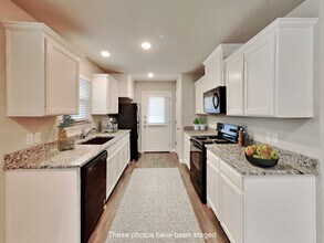 777 Rolling Terrace Cir in Granbury, TX - Building Photo - Building Photo