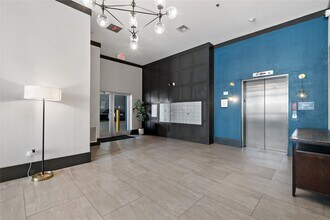 505 Jackson Hill St in Houston, TX - Foto de edificio - Building Photo