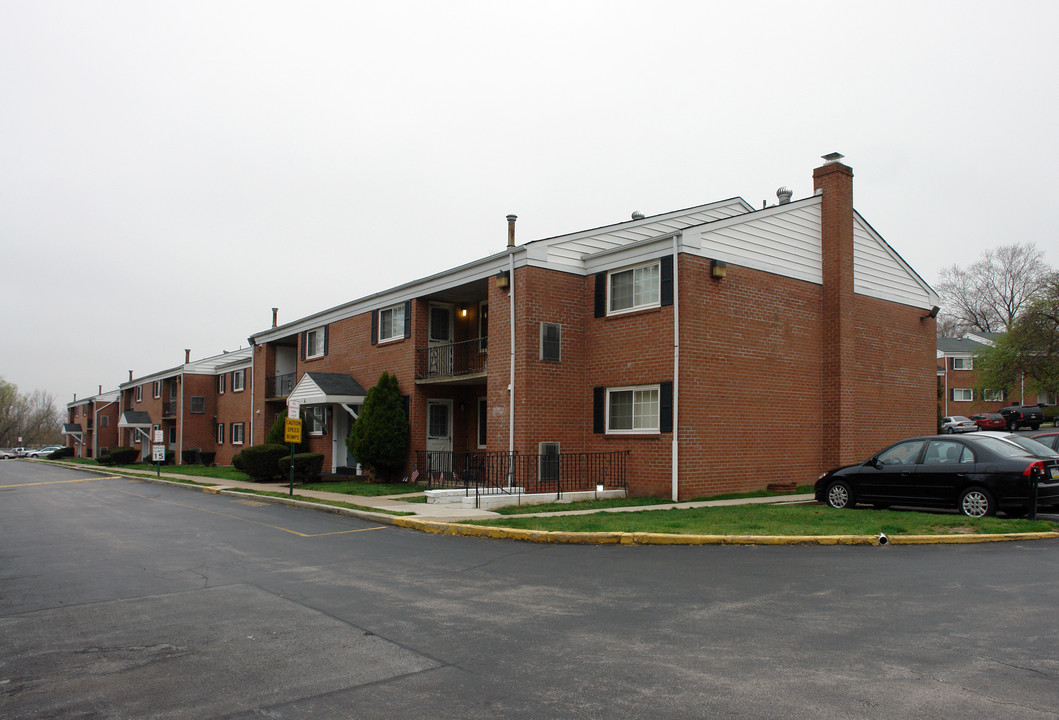 Sussex Square Apartments in Plymouth Meeting, PA - Foto de edificio