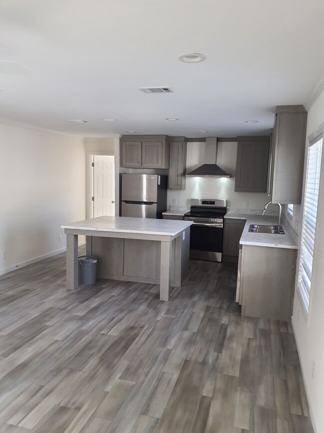 property at 1622 Jarrard Way