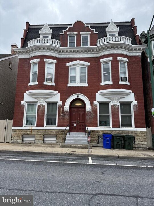130 S Potomac St in Hagerstown, MD - Building Photo