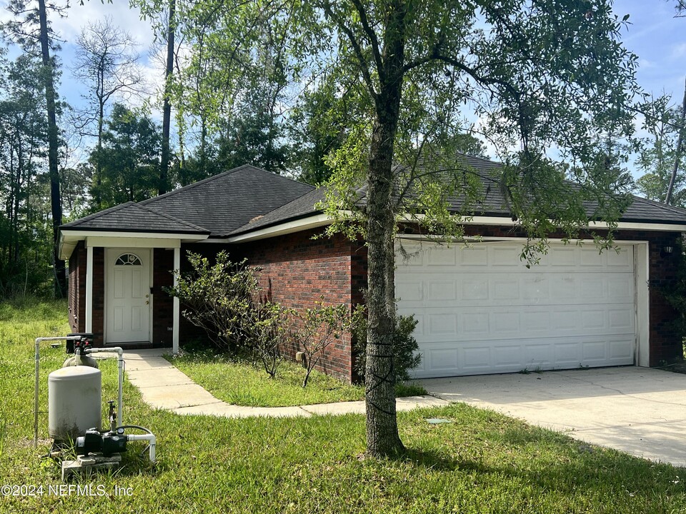 8522 April St in Jacksonville, FL - Building Photo