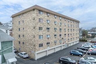 Heritage House in Forest Park, IL - Building Photo - Building Photo