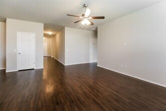 1800 Sloane Dr in Oklahoma City, OK - Building Photo - Building Photo