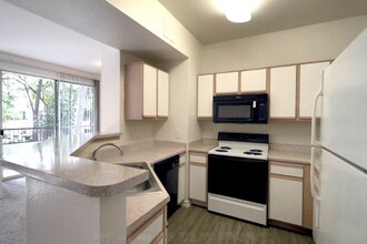 8300 Farm to Market 1960 Rd E-Unit -3944B in Humble, TX - Building Photo - Building Photo