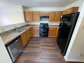 866 Plaza Walk Dr in Charlotte, NC - Building Photo - Building Photo