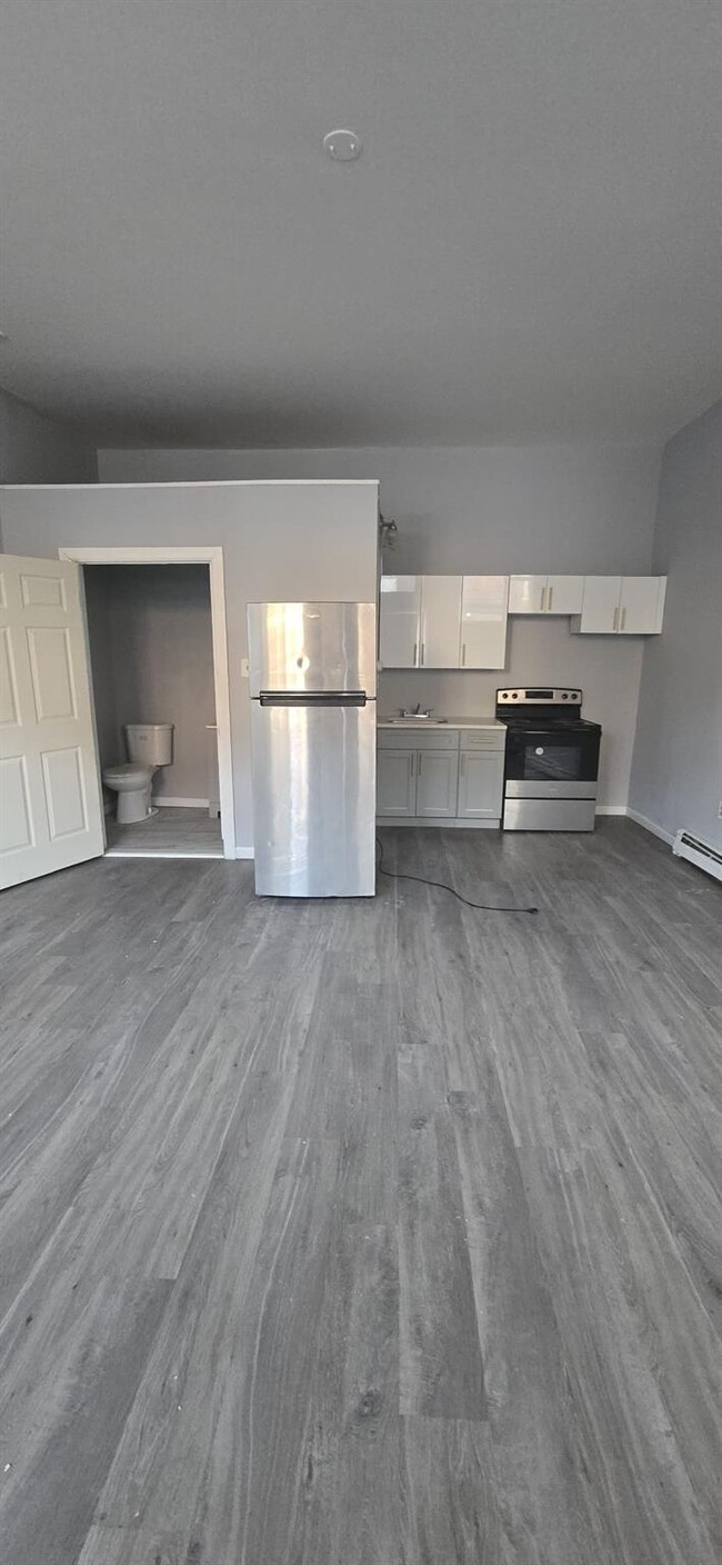 property at 84 William St