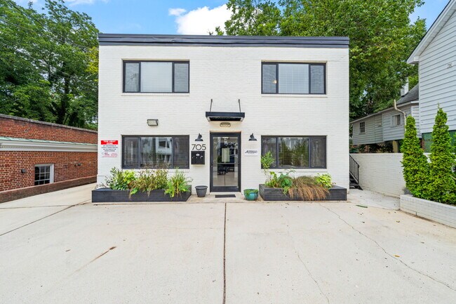 property at 705 W North St