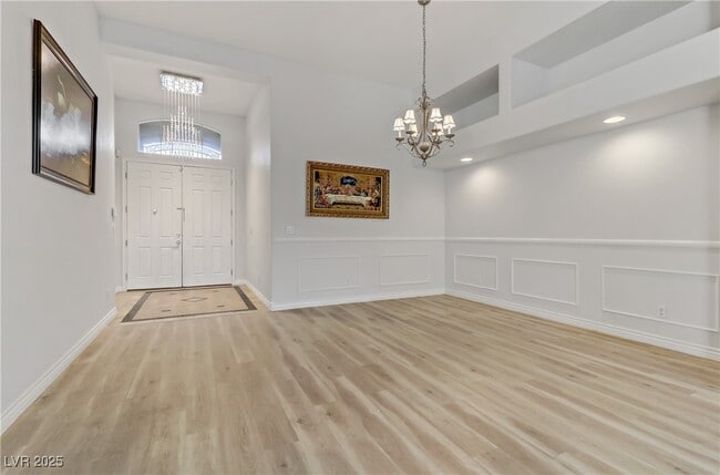 property at 7215 N Buttons Ridge Dr