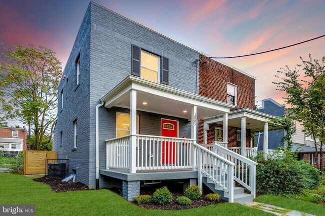 1885 Alabama Ave SE in Washington, DC - Building Photo - Building Photo