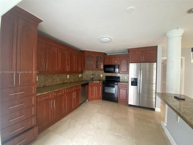 13045 SW 68th St in Miami, FL - Building Photo - Building Photo