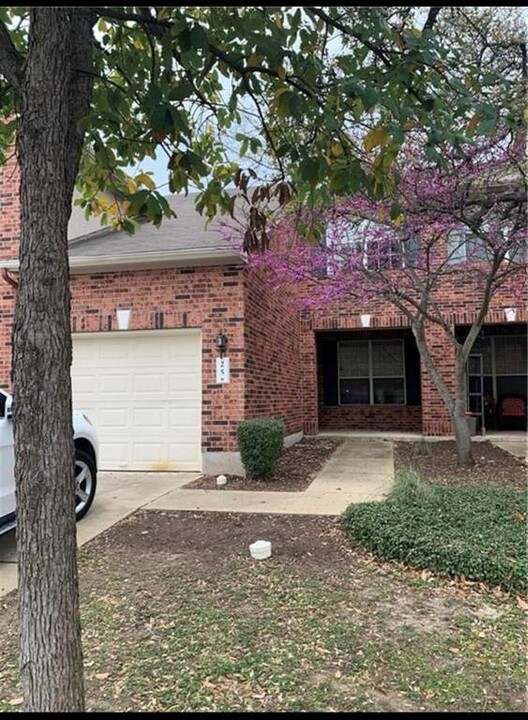 25 Verde Ranch Loop in Leander, TX - Building Photo