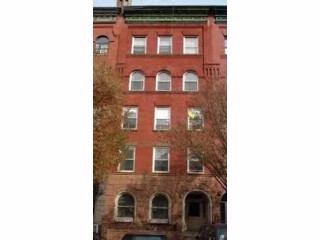 213 W 135th St-Unit -5A in New York, NY - Building Photo