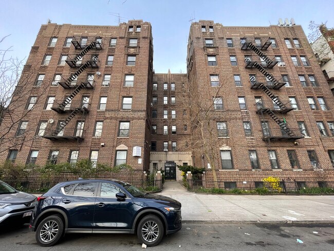 25 Parade Pl in Brooklyn, NY - Building Photo - Building Photo
