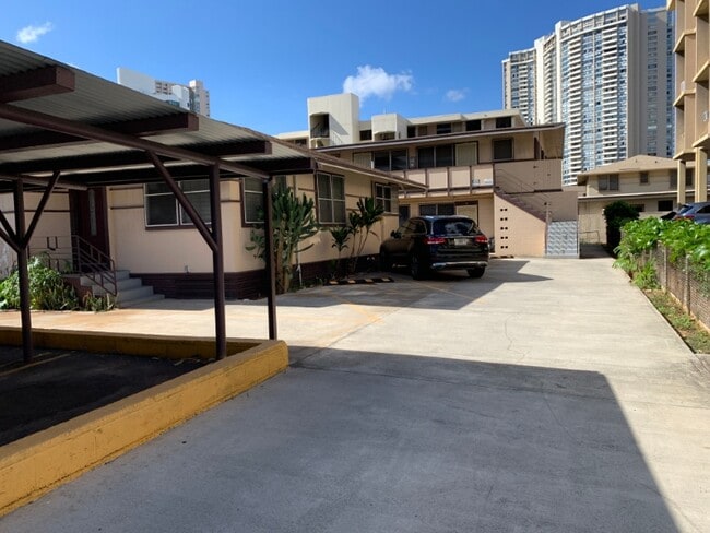 2261 Date St in Honolulu, HI - Building Photo - Building Photo