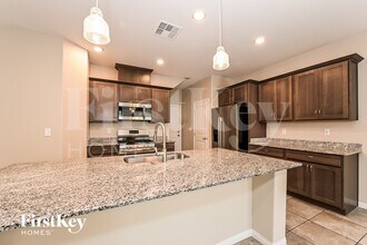 9228 S Park St in Las Vegas, NV - Foto de edificio - Building Photo