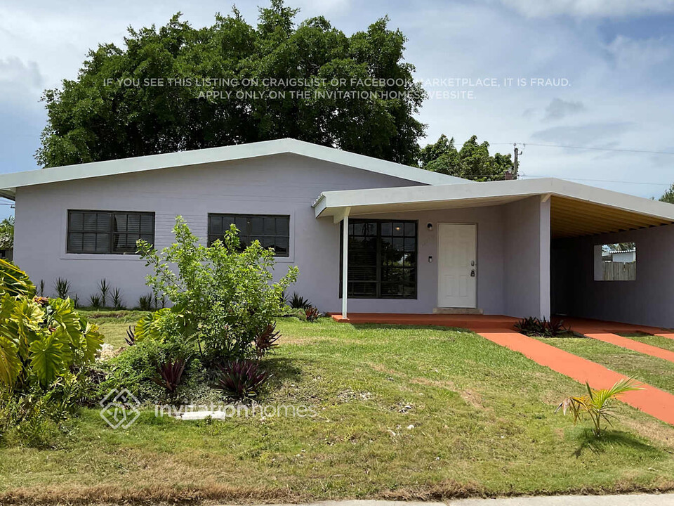 12420 SW 187th St in Miami, FL - Building Photo