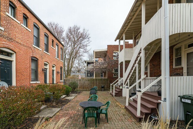 103-107-107 E Prescott St in Columbus, OH - Building Photo - Building Photo