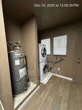 435 Redington St in Hanford, CA - Building Photo - Building Photo