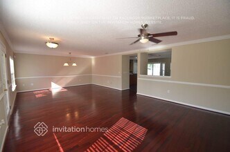 2559 Britney Lakes Ln in Jacksonville, FL - Building Photo - Building Photo