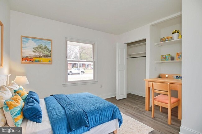 property at 312 E Gordon St