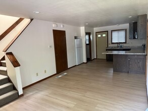 330 Liberty St in La crosse, WI - Building Photo - Building Photo