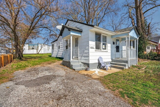 property at 8921 Higginson Ave