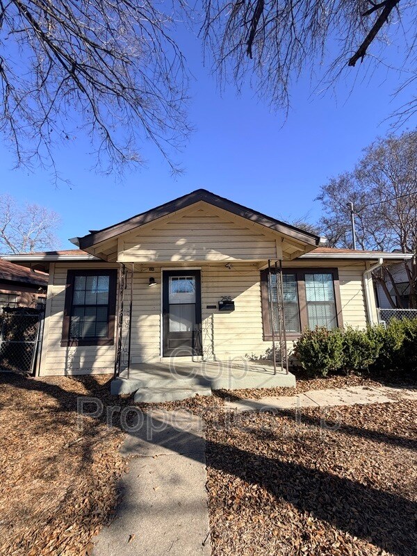 255 Cumberland Rd in San Antonio, TX - Building Photo - Building Photo