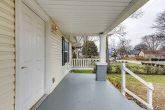 712 45th Ave N in Nashville, TN - Building Photo - Building Photo