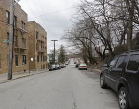 94 Convent Pl in Yonkers, NY - Foto de edificio - Building Photo