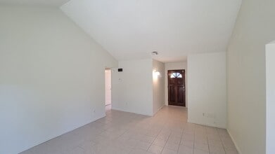 3612 Wild Palms Dr in Modesto, CA - Building Photo - Building Photo