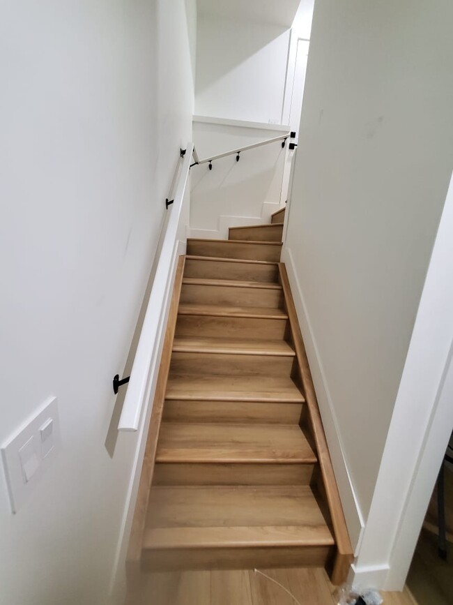 property at 2028 164 St SW