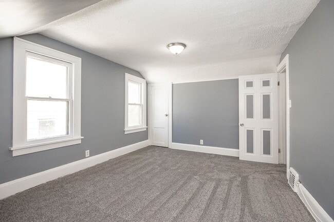 property at 1555 E 193rd St