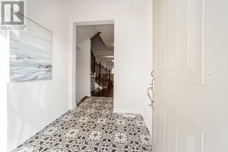 67 Ten Pines Rd in Vaughan, ON - Building Photo - Building Photo
