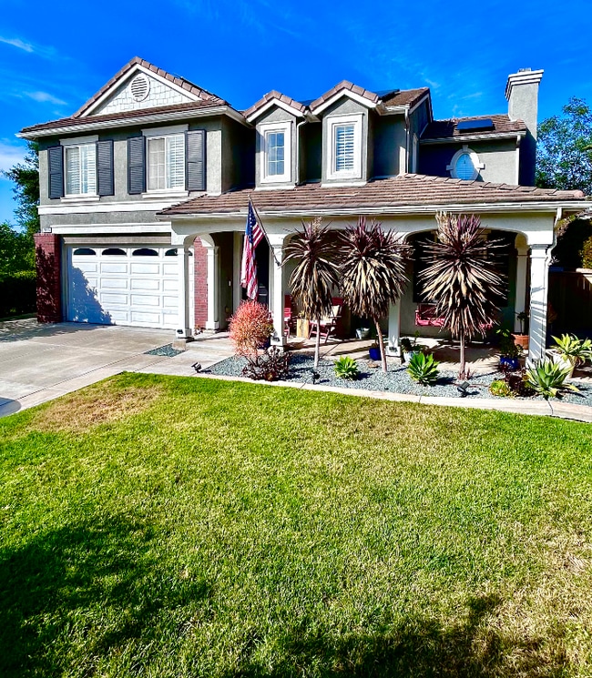 7815 Highwood Ave
