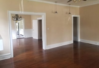 1413 Thomas Ave in Charlotte, NC - Building Photo - Building Photo
