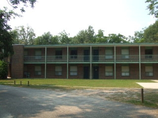 Heritage Oaks Apartments in Ozark, AL - Building Photo