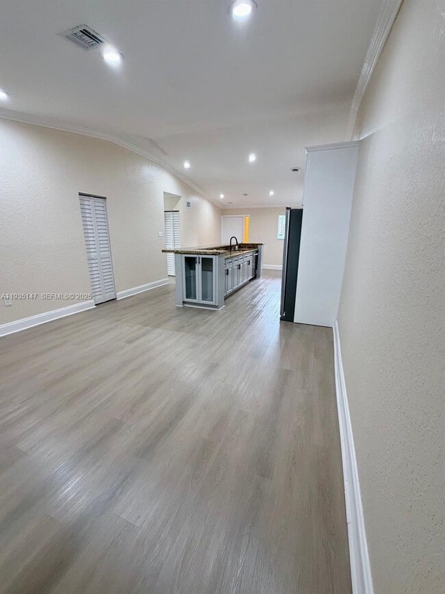 10722 La Placida Dr in Coral Springs, FL - Building Photo - Building Photo