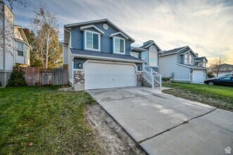 172 Bridgepark Cir in Draper, UT - Building Photo - Building Photo