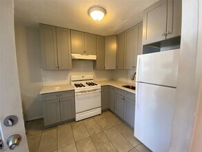 725 E Broadway in Long Beach, NY - Building Photo - Building Photo