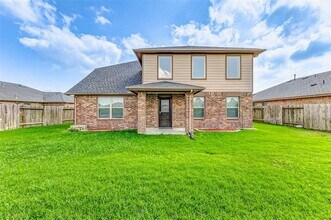 9011 Downing St in Richmond, TX - Building Photo - Building Photo