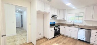 25687 Sandy Lodge Rd in Menifee, CA - Building Photo